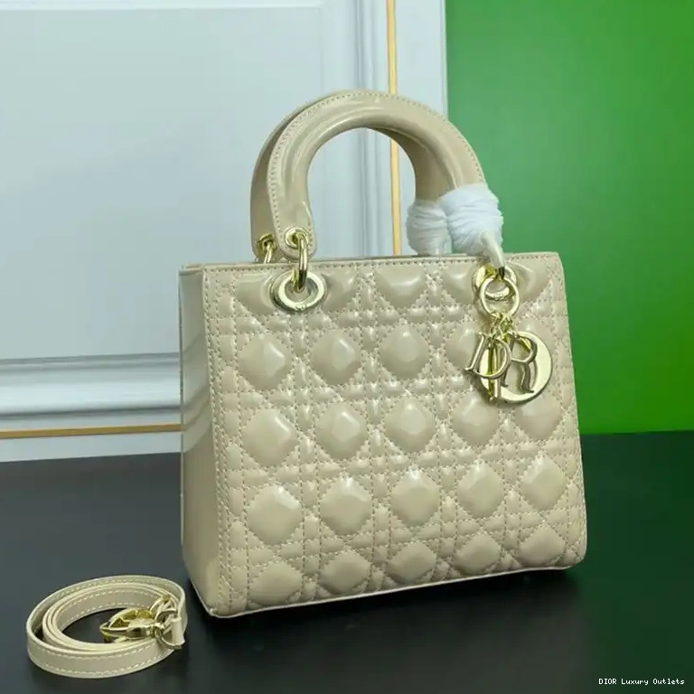 Medium Calfskin Patent Lady Cannage Dior Gold Bag Apricot 0612 Luxury